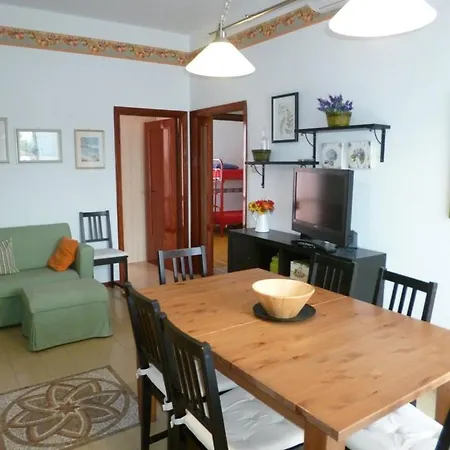 Casa Di Renzo E Lucia Apartment